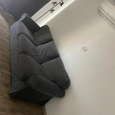 Modern Not Far From The Apartman *